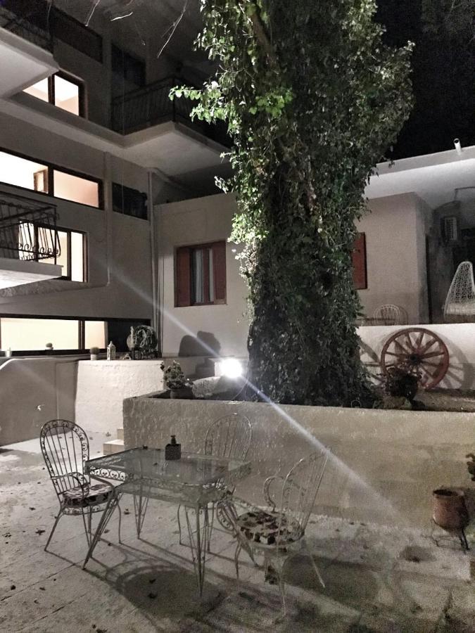 Hotel Kastri Garden Apartment Loutra Edipsou  Dış mekan fotoğraf